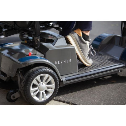 Reyhee Cruiser 4-Wheel Mobility Scooter Motor View