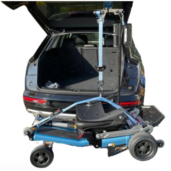 FreeriderUSA FR Lift Shown Lifting a Scooter