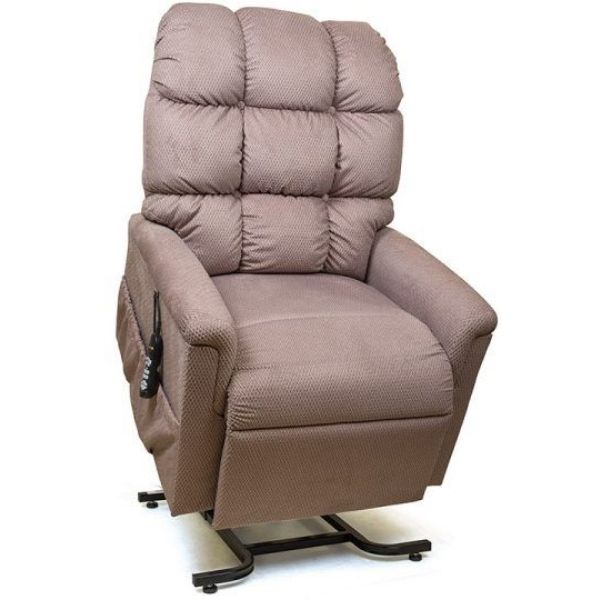 Image of a Pearl-colored Golden Technologies Cirrus Zero Gravity Maxicomfort Lift Chair, viewed from the front. This lift chair is designed for maximum comfort and features advanced technology for a weightless experience.